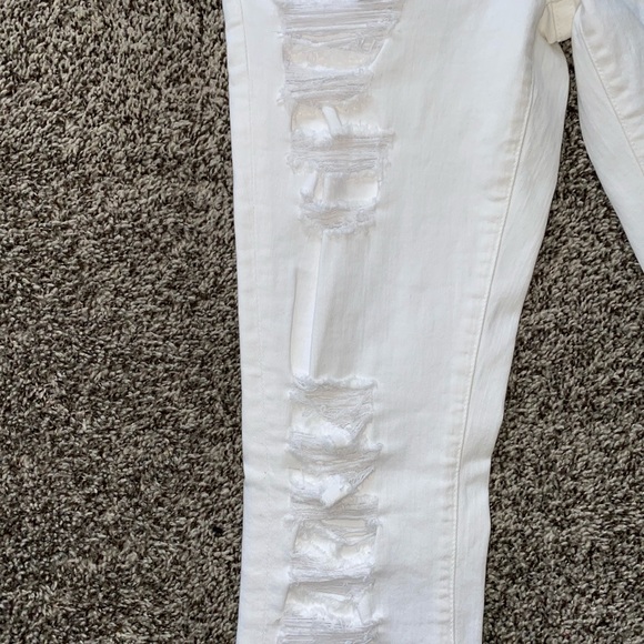 Frame jeans- white with distressing - Picture 4 of 5
